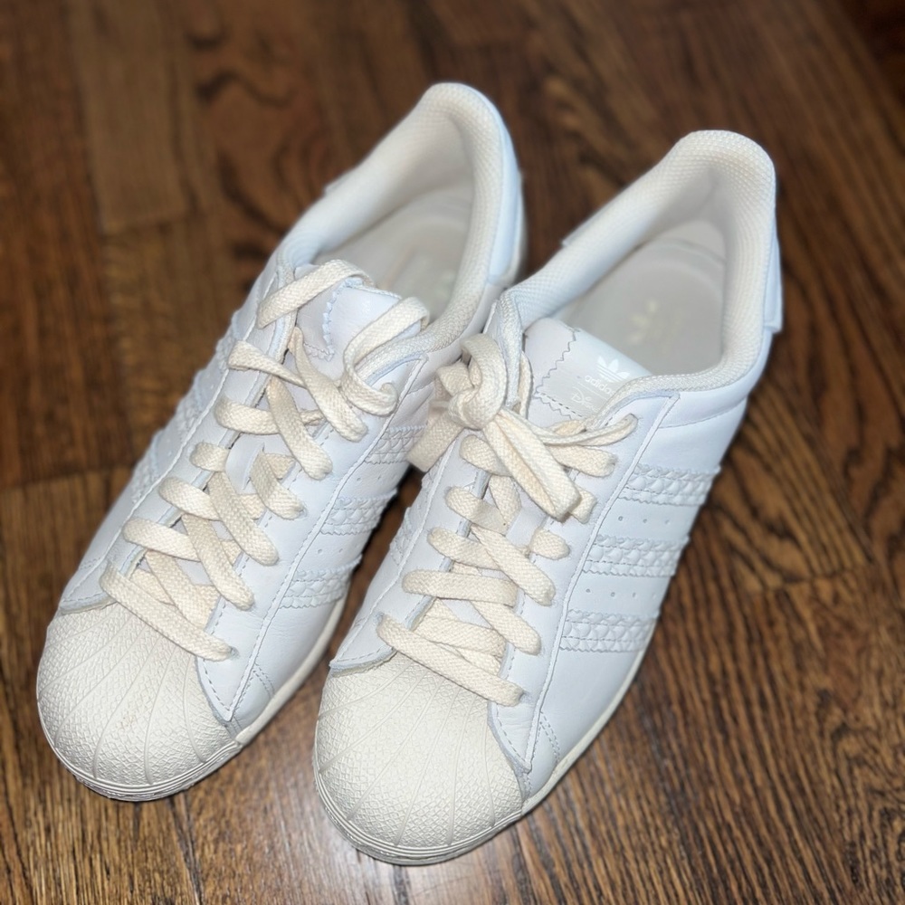 Adidas Superstar